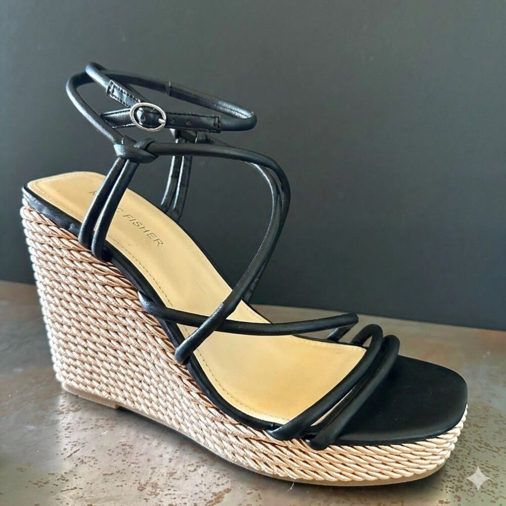 Marc Fisher Wedge Sandal 9 Espadrille Strappy Casual Resort Vacation Black Zesty